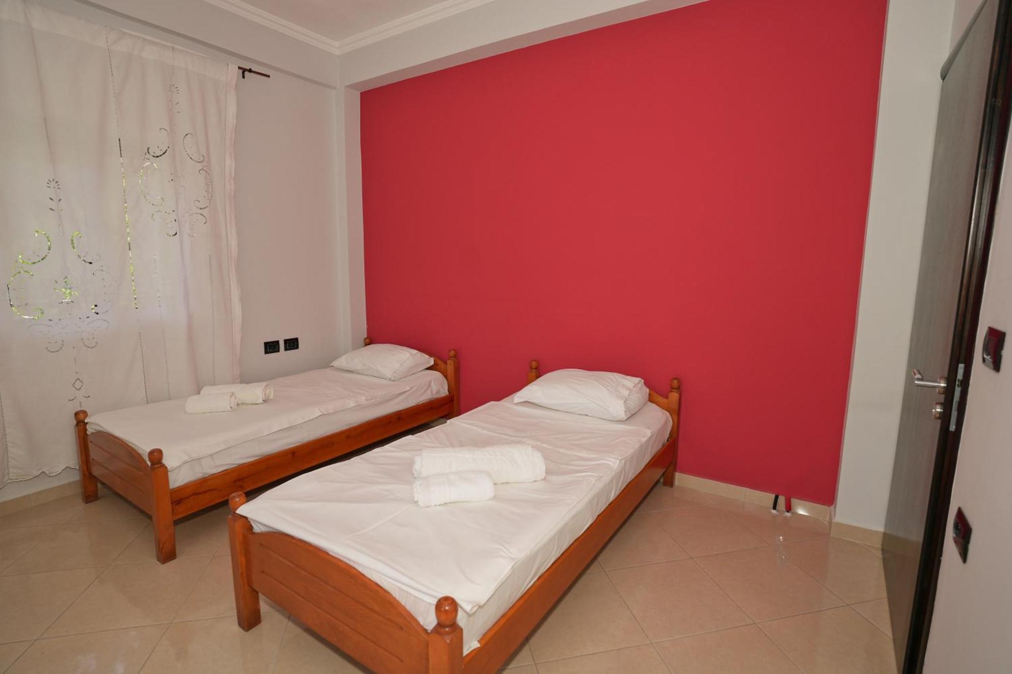 Gjirokastër Vila Banushi מראה חיצוני תמונה