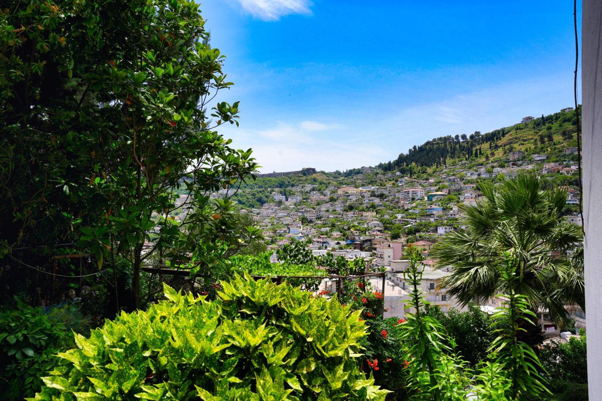 Gjirokastër Vila Banushi מראה חיצוני תמונה